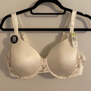 42B Playtex Full Coverage Bra